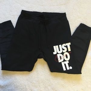 Nike Just Do It Black Jogger Sweatpants Large